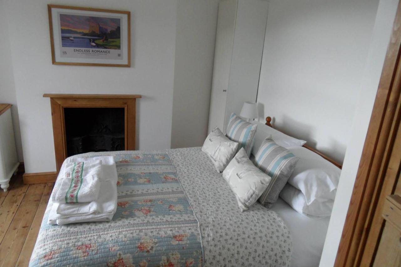 Farthings Hook Mill Holiday Cottage Henrys Moat 外观 照片